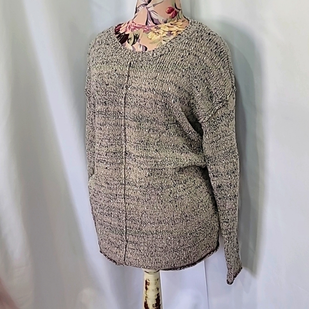 TOMMY BAHAMA Wool Cashmere Viscose Blend Crewneck Sweater with ribbing